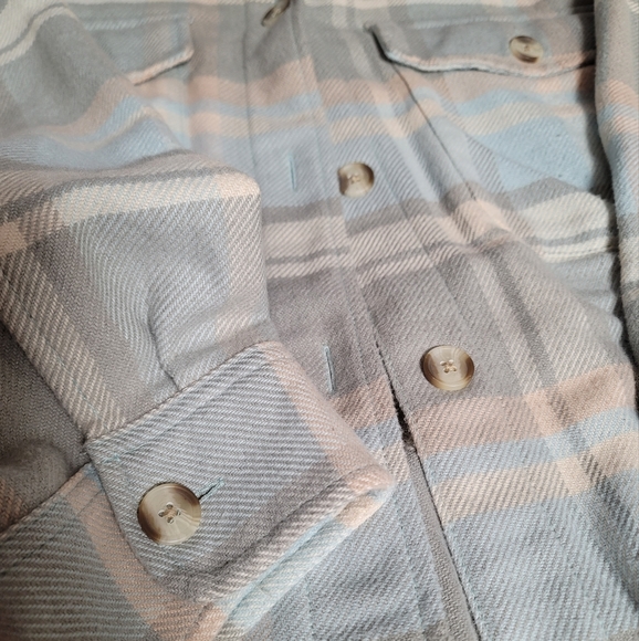 Oversized American Eagle Flannel - Picture 2 of 5